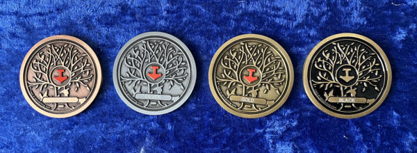 Bagsiden af Copen Adventure - Tree of Life Coins i kobber, sølv, guld og sort finish